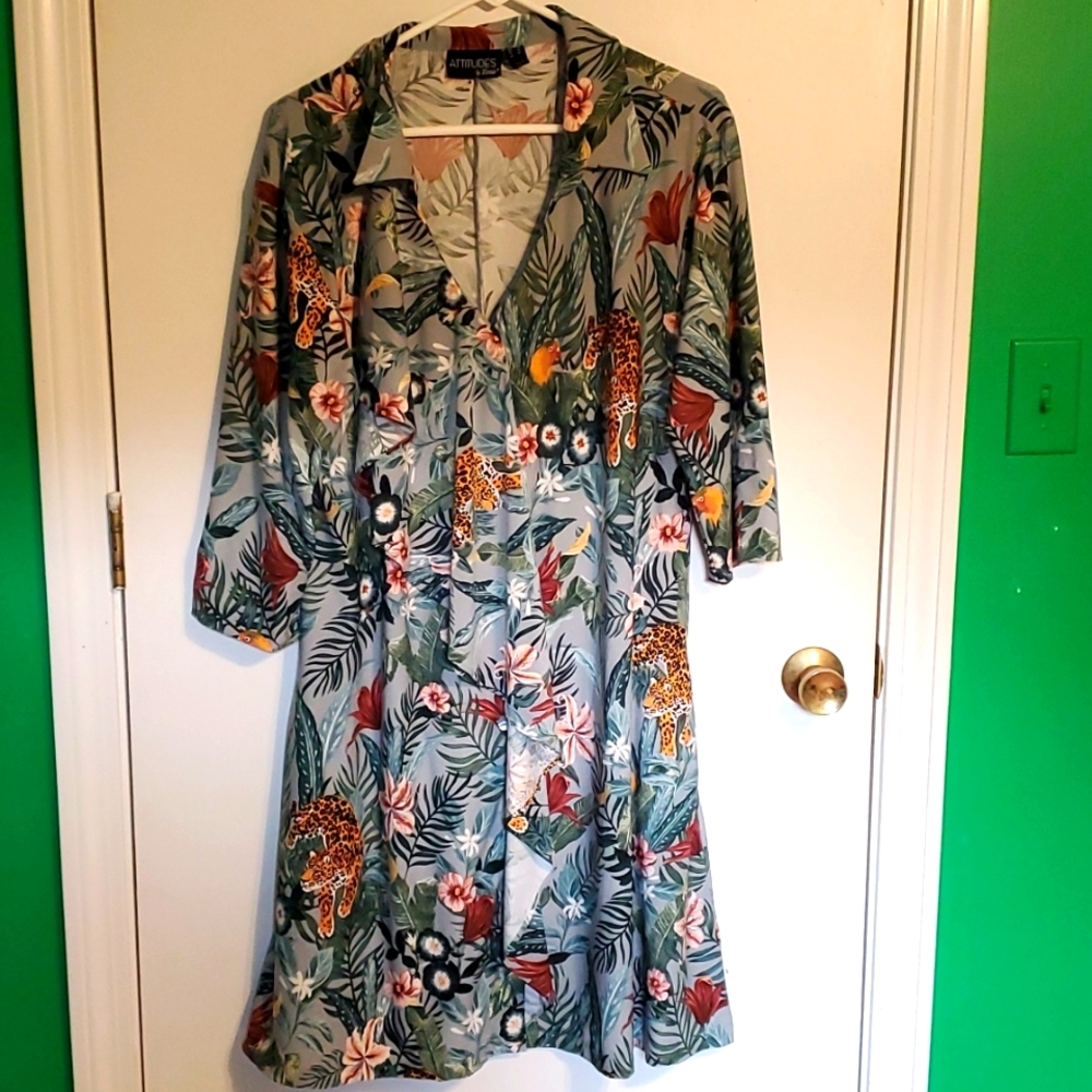 Attitudes by Renee women's XL green jungle print button down collared dress